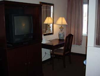 מונטגומרי Rodeway Inn מראה חיצוני תמונה