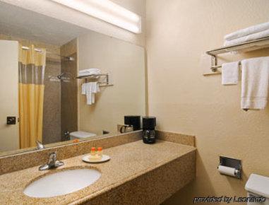מונטגומרי Rodeway Inn חדר תמונה