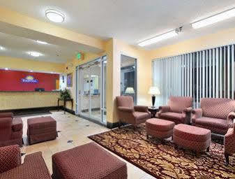 מונטגומרי Rodeway Inn מראה חיצוני תמונה