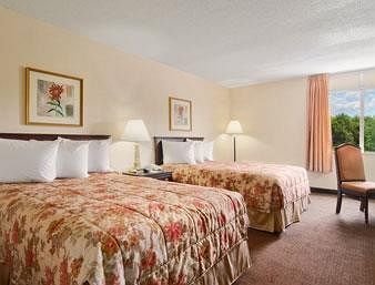 מונטגומרי Rodeway Inn מראה חיצוני תמונה