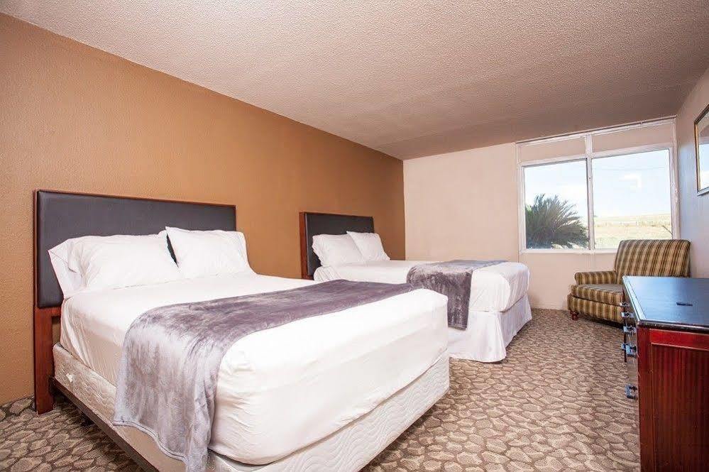 מונטגומרי Rodeway Inn מראה חיצוני תמונה